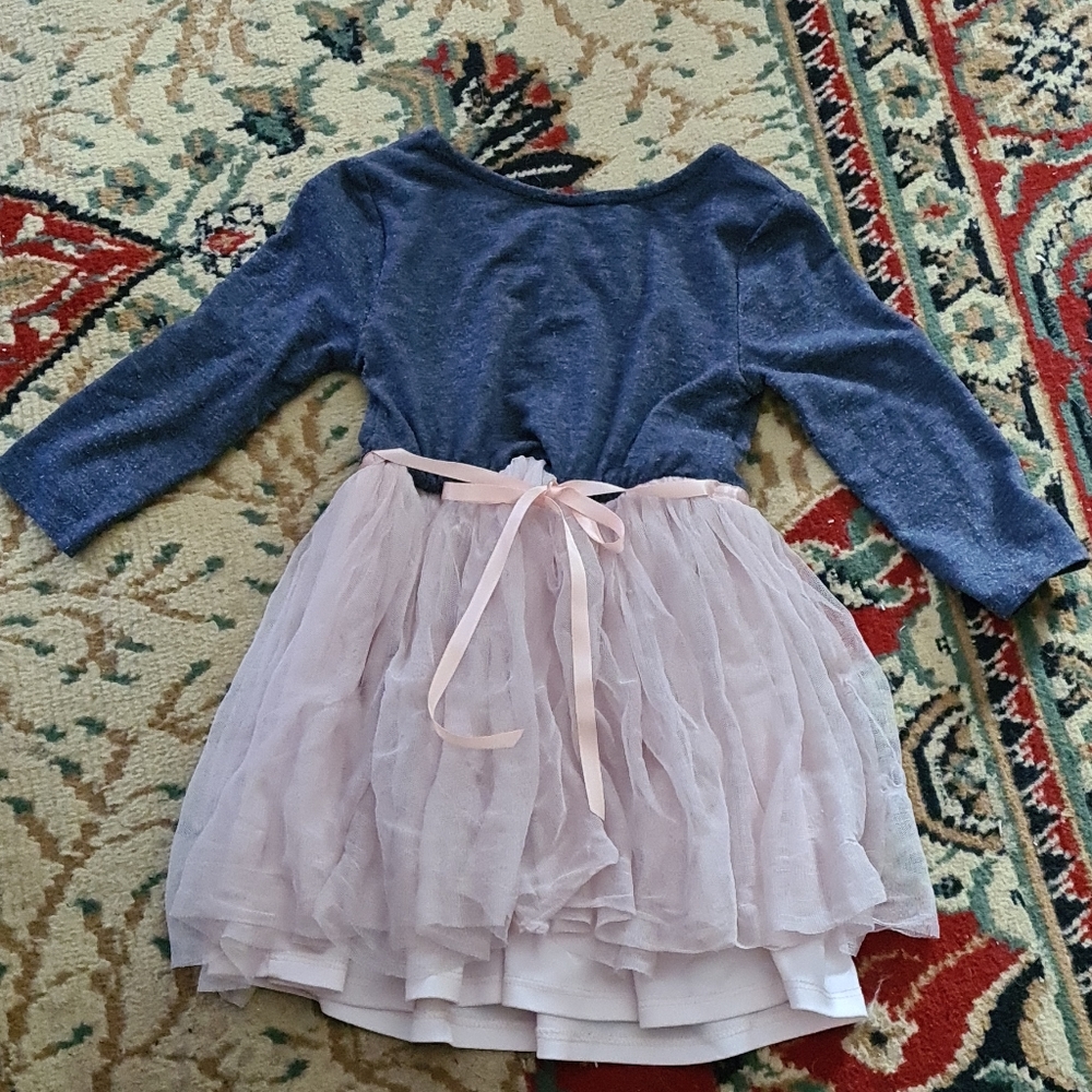 Dress - Picture 3 of 3